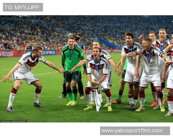 德国队庆祝拉姆42岁生日回顾其113场国家队历程与2014年世界杯辉煌