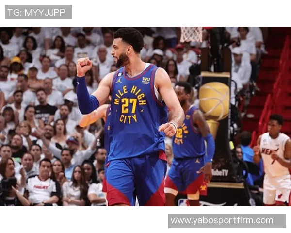 穆雷助攻创生涯新高砍下22分8篮板17助攻带队逆袭强敌