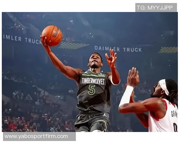 拉塞尔表现低迷但关键时刻助森林狼赢球引发热议