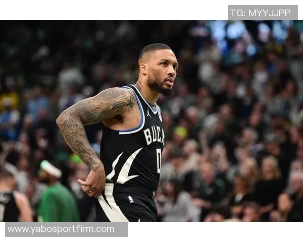 克莱深情寄语利拉德了解他的挑战与坚持期待他强势回归的信心