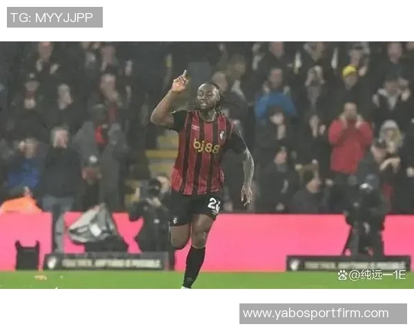 塞梅尼奥英超表现均衡左脚81射进8球右脚69射进10球